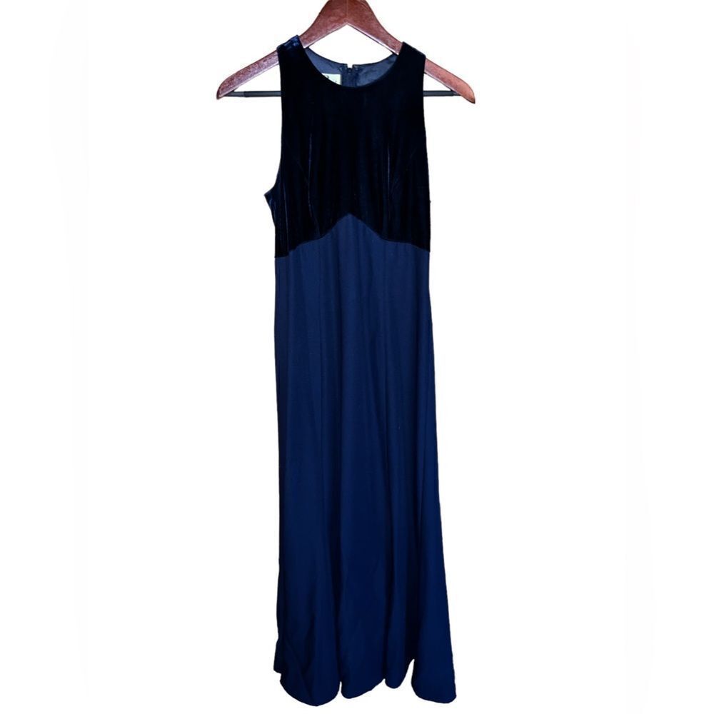 Reggio‎ vintage maxi formal dress in dark blue with crushed velvet like bodice
